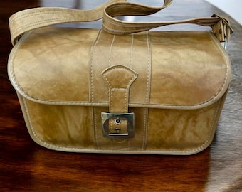Vintage Tan Samsonite Scandia Shoulder Bag | Retro Carry-On or Camera Bag | 1970s Faux Leather Travel Luggage | Mid Century Samsonite