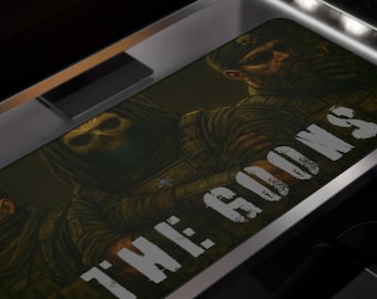 Alfombrilla de escritorio The Goons Squad / Trío de villanos inspirado en Escape From Tarkov. Alfombrilla de ratón para juegos The Goons / Arte oscuro de Battlestation para PC FPS.