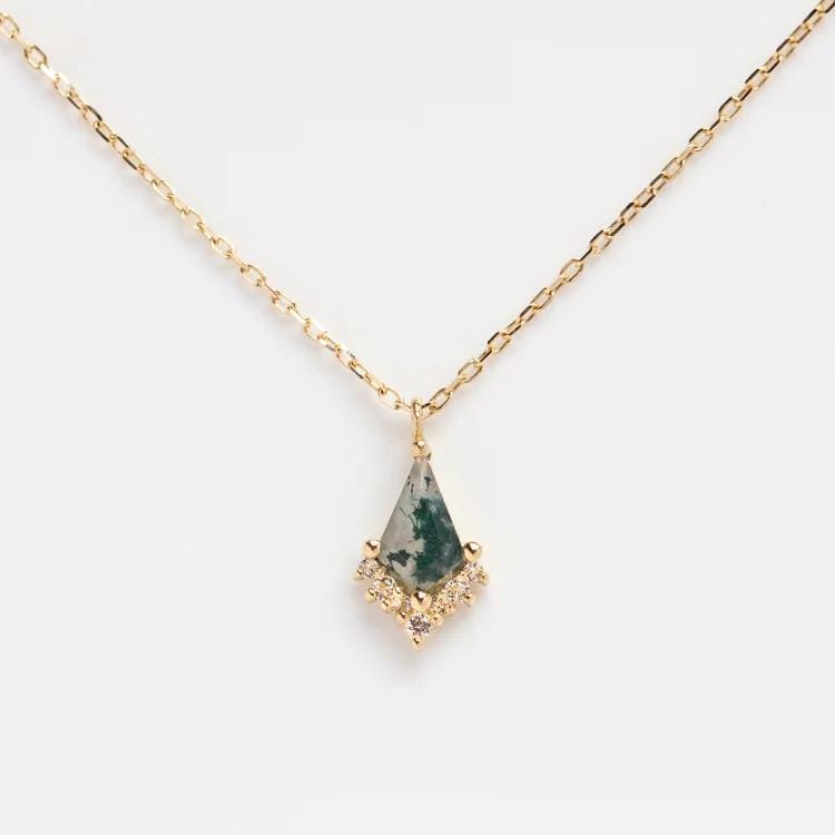 Natural Moss Aagte Kite Pendant Birthday Gift For Her Kite Necklace Moss Agate Necklace Wedding Gift Kite necklace Christmas Gift For Her