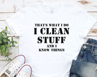 Camiseta divertida de ama de llaves: Limpio, regalo humorístico para conserje.