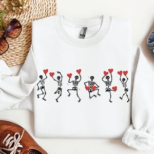 Sweat squelette Saint-Valentin, chemise coeurs squelettes dansants, t-shirt drôle de Saint-Valentin, cadeau d'amour mignon pour les vacances, ras du cou pour femme, tendance White
