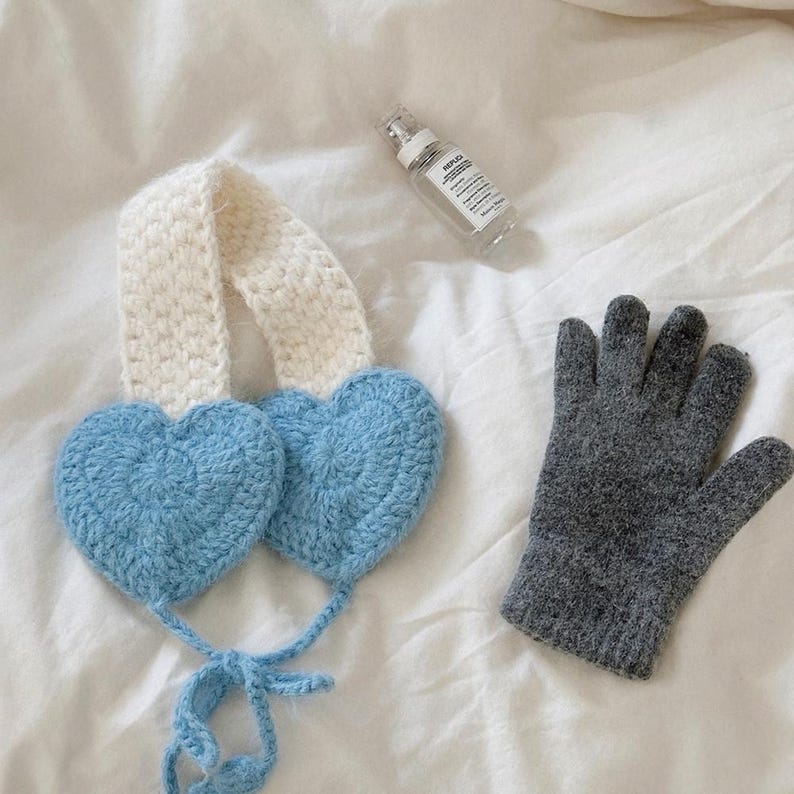 Crochet Earmuffs Pattern PDF, Heart Ear Warmer, Winter Crochet ...