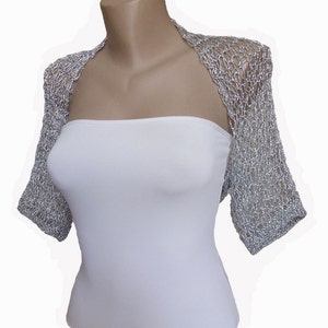 Gebreide zilveren bolero bolero voor bruiloft, fijn brokaat metallic jasje met halve mouwen, zomerse stranddisco-cover-up afbeelding 1