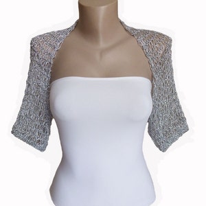 Gebreide zilveren bolero bolero voor bruiloft, fijn brokaat metallic jasje met halve mouwen, zomerse stranddisco-cover-up afbeelding 2
