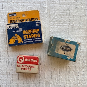 Vintage Klammern, Bürobedarf, Klammern, Haushaltsklammern, Montgomery Station, roter Teufel, Kreuz, 1/4", Druckpunkt, Kabelklammern vintage