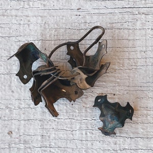 Vintage Hardware, Parts and Pieces, metal, steampunk supplies, vintage meta hardware, metal parts, rusty metal lot, decorative corner piece