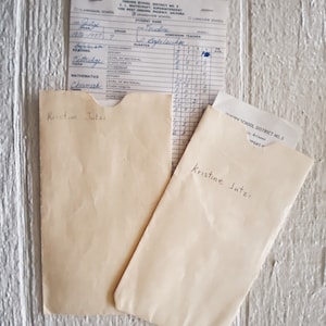 Boleta de calificaciones- Paquete de regreso a la escuela- Lote de efímeras de papel vintage Paquete de papel, efímera, aula, pizarra, estudiante, escuela primaria, primaria