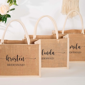 Personalized Tote Gift bag, Custom Burlap Gift Bag, Beach Tote Bag, Jute Tote Bag With Name, Bridesmaid Gift Bag, Bridesmaid Proposal Gift
