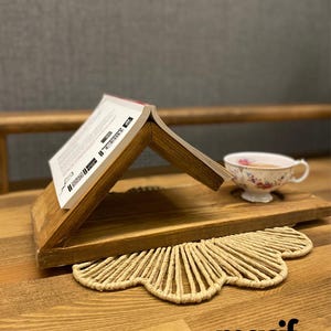 Support à livre en bois fait main