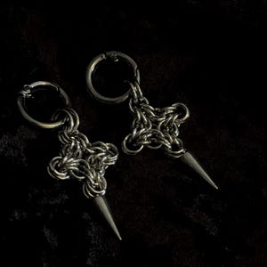 Dijes para botas de cota de malla con colgante de pincho