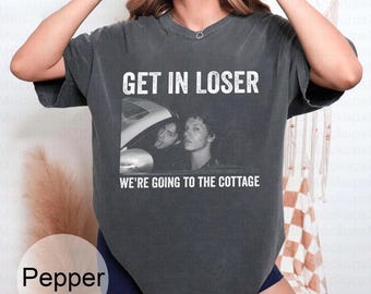 Vintage 90s Get In Loser We’re Going to the Cottage Hollander Rozanov Hockey T-shirt