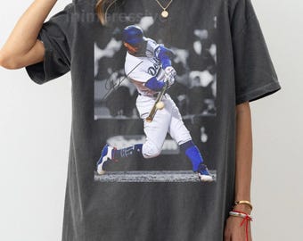 Vintage 90s Mookie Betts Graphic Tee Sports Fan T-Shirt Game Day shirt