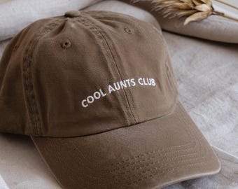 Embroidered Cool Aunts Club Hat, Retro Auntie Hat, Gift for Aunt, New Aunt Gift, Fun Aunt Gift Hat, Pregnancy Announcement Pullover