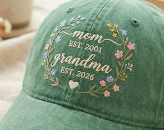 New Grandma Flower Hat, First Time Grandma Gift, Mothers Day Gift, Flower Hat for Nana, Pregnancy Announcement, Gift for Mom, Birthday Gift