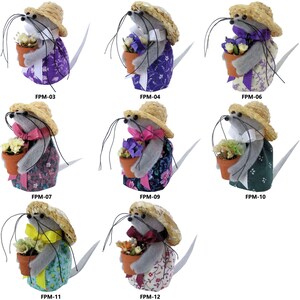Gardening Mouse Ornament Holding Flower Pot with Flowers, Choice of Fabrics, Decor, Handmade