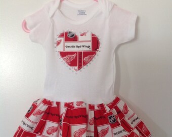 Red wings baby | Etsy