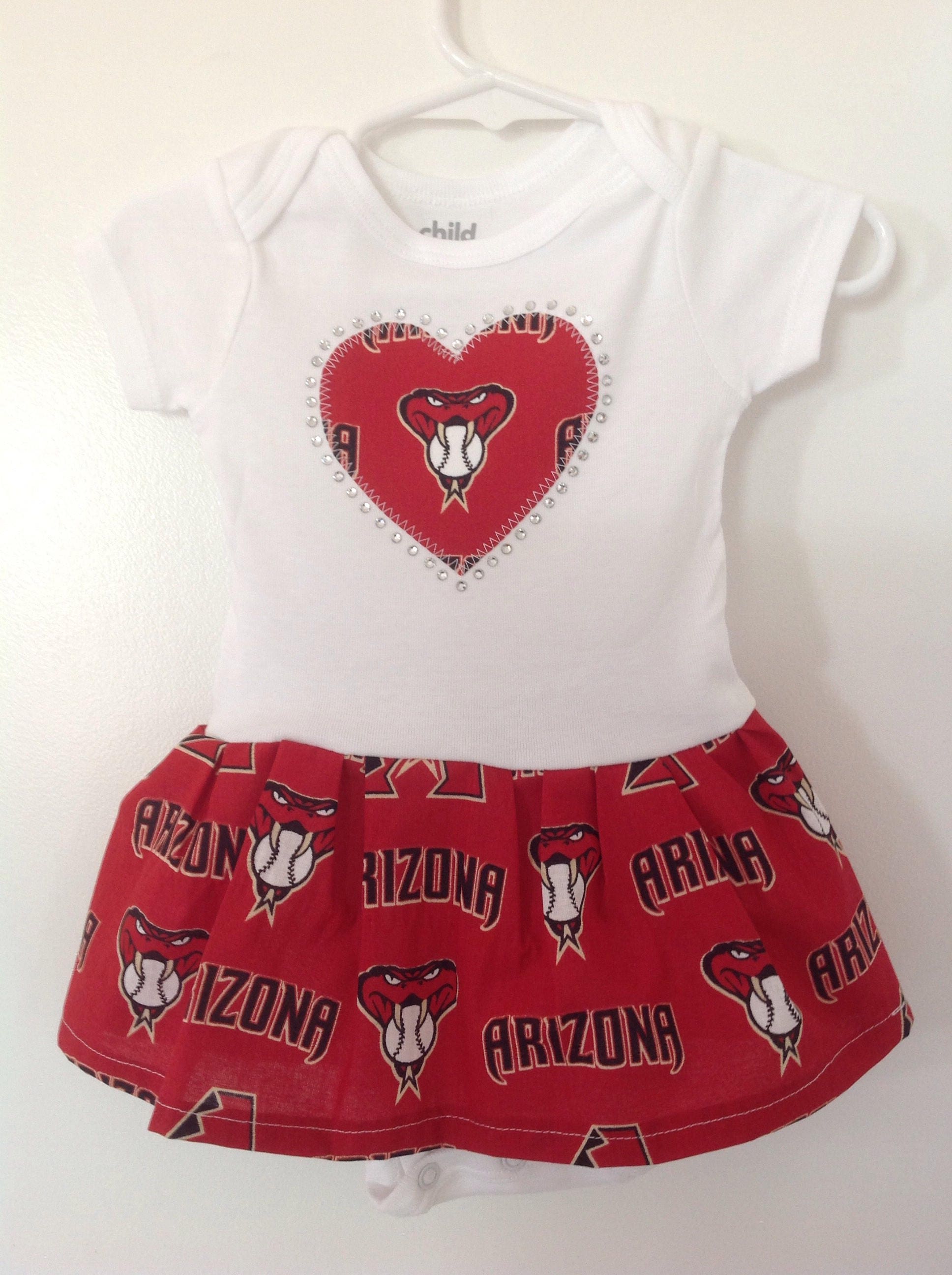 quiltsbykym UK - Louisville Inspired House Divided Infant Dress