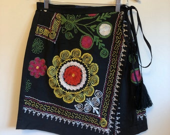 Size Uk 10 Folk Embroidered Vintage Cotton Tablecloth Adjustable Slit Wrap Skirt Sustainable Recycled Materials