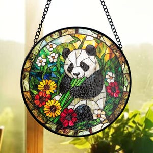 パンダファミリーのステンドグラスパネル - 鮮やかな花と竹の野生動物