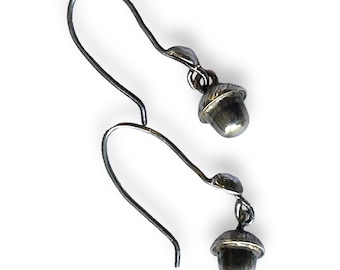 Antique c. 1900s or earlier silver drop acorn cup tiny dangle earrings