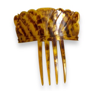 RESERVED for M - Antique 19c early American carved steer horn decorative hair comb in faux shell with scalloped leaf design - backcomb