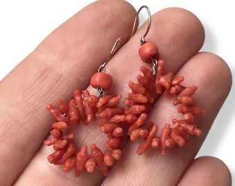 Boucles D'Oreilles Anciennes - Argent Massif Avec Os Gravée Et Corail - Style Pendantes Dormeuses