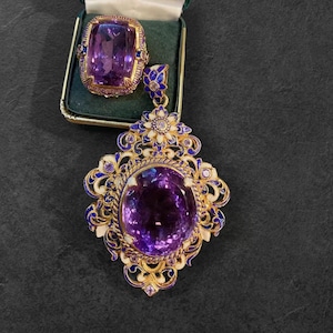Geschenk für Sie Vintage Lila Schmuckset, Mittelalterliche Emaille Halskette & Verstellbarer Ring, Luxuriöse Statement Accessoires für Damen