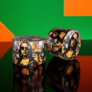 Floral Ghost Grinder 4-teilig | 50 mm Metall Handmühle mit Kief Catcher | Süße Boho Gewürzmühle | Geschenk für Sie oder Ihn