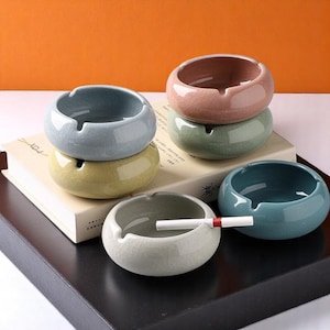 Ceramic Ashtray – Modern Anti-Fly Ashtray, Trendy Decorative Ashtray for Living Room or Gift for smokers and collectors, Geyao design