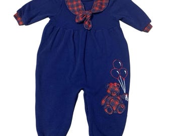 Mono vintage para bebé niña con bordado de osito de peluche y globos, cuello marinero, azul marino y cuadros rojos, talla 18 meses.