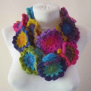 Crochet Scarf, infinity Flower Scarf, Crochet Necklace, Colorful Scarf, infinity Scarf, Circle Accessories, valentines day gift