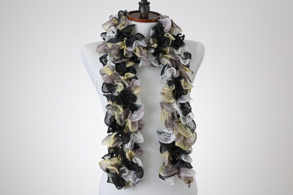 Handmade Ruffle Knit Scarf: Soft Acrylic, Elegant Winter Fashion, Lightweight Autumn Wrap