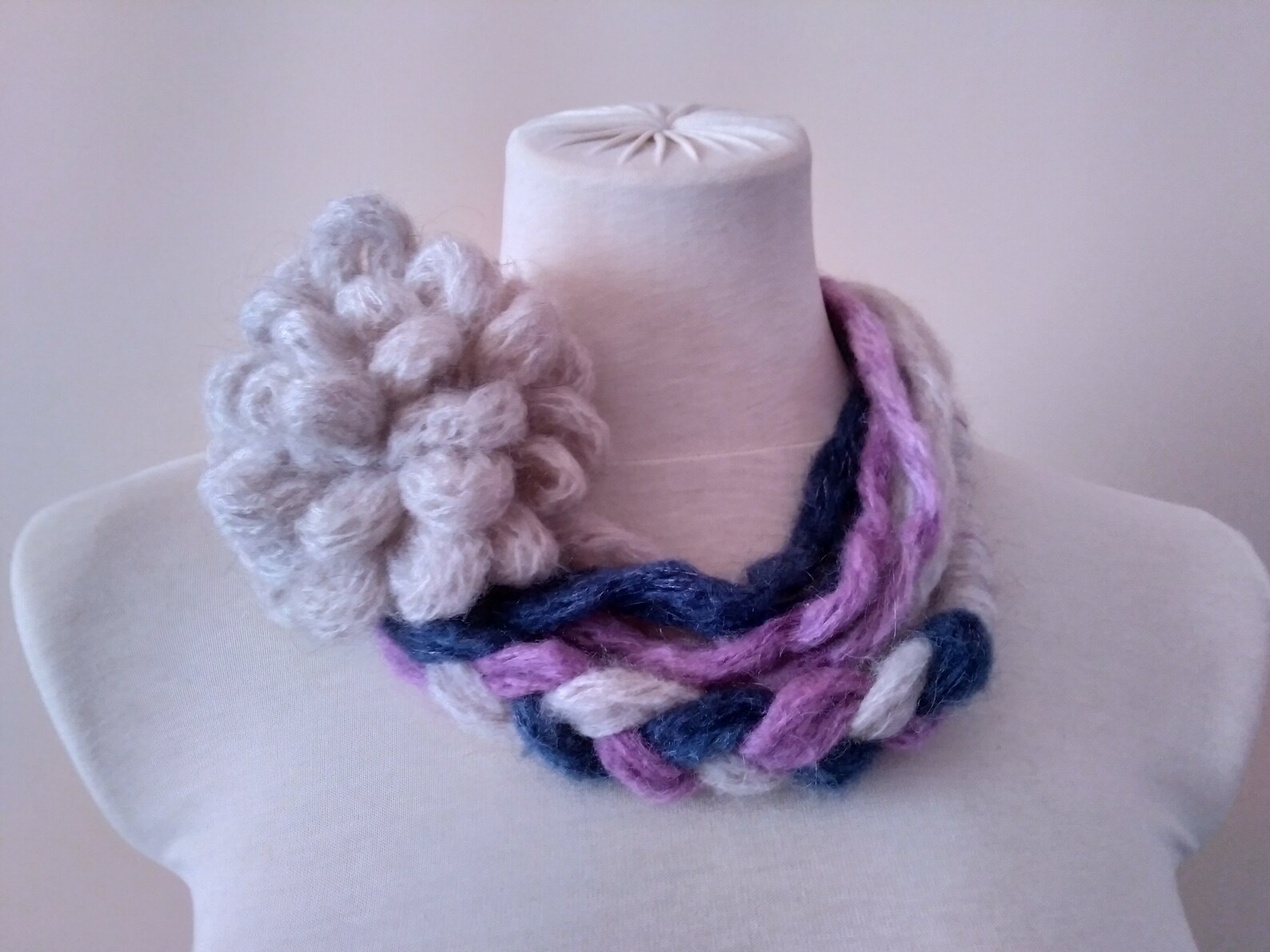 Knit Flower Necklace Knitted Braiding Jewelry Infinity Hand Etsy