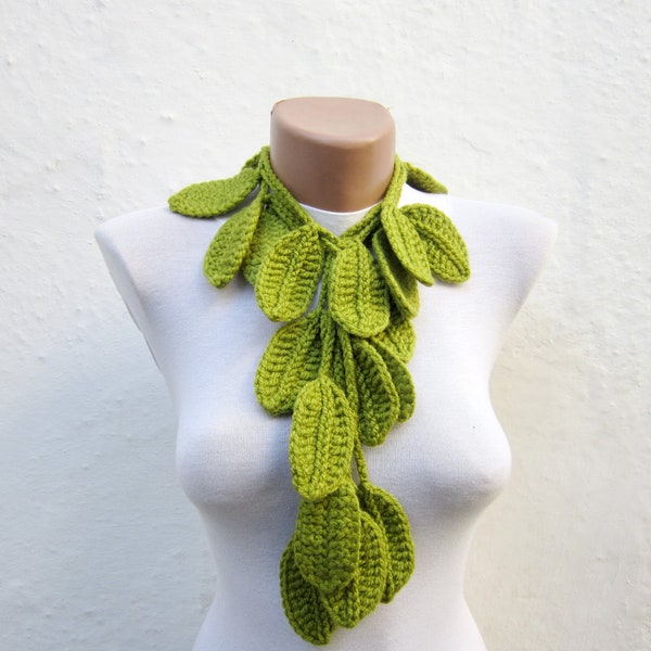 Handmade  crochet Lariat Scarf, Leaf Scarves, Green, Necklace Scarf, Crocheted Jewelery, Skinny Leaf Accessories, mothers day gift