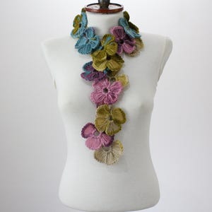 Crochet Flower Scarf in Multicolor, Cozy Autumn Winter Wrap, Handmade Boho Lariat Necklace Scarf, Warm Floral Accessory, Gift for Her