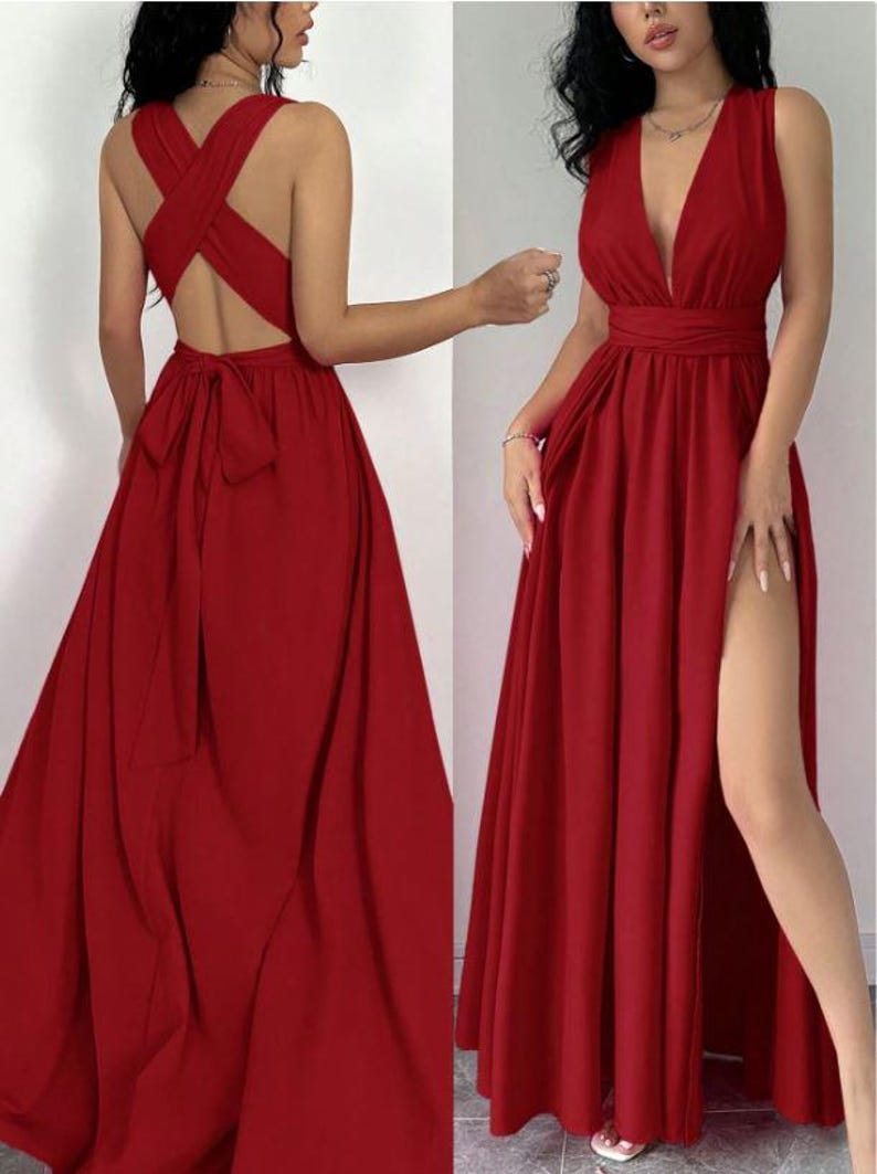 Pu&ograve; includere: Un lungo abito rosso con scollatura profonda e spacco alto. L'abito presenta un design a schiena incrociata e una vita annodata. Il tessuto sembra leggero, adatto alle occasioni speciali. L'abito &egrave; lungo circa 150 cm.