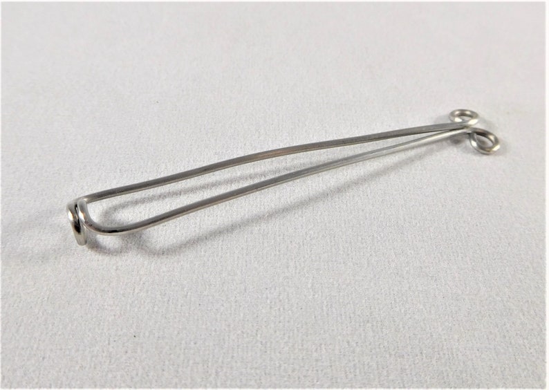 Sterling Silver or Surgical Stainless Steel Non Piercing Clitoral Clamp, Labia Clip Finding 