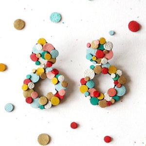 Rainbow Confetti Circle Earrings Clip on / Pierced Ear Options Colourful Reclaimed Leather Statement Earrings 画像 1