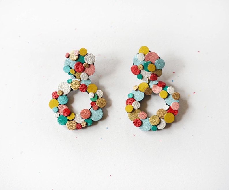 Rainbow Confetti Circle Earrings Clip on / Pierced Ear Options Colourful Reclaimed Leather Statement Earrings 画像 6