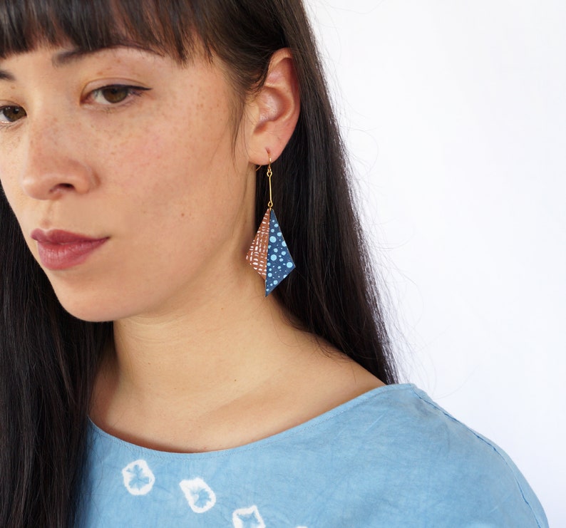 Origami Indigo Asymmetrical Japanese Inspired hand painted leather statement earrings // hitaishou 非対称 image 5