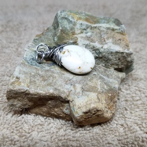 Conjunto de joyas de turquesa blanca, joyas envueltas en alambre, pendientes colgantes de turquesa, joyas de boda, regalo de dama de honor, regalo de novia para ella JS22ABCD imagen 7