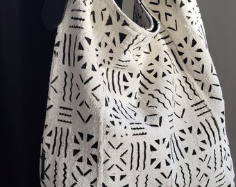 White and black African mudcloth bogolan hobo tote bag, mud cloth handbag, shoulder bag,  handmade cloth bag,