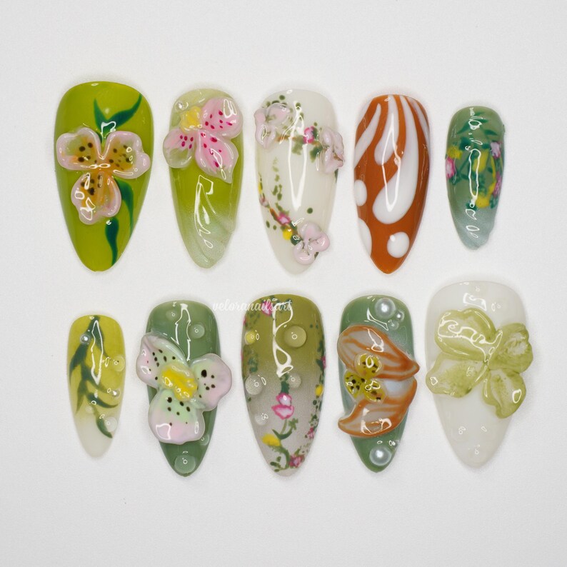 Paznokcie z motywem kwiatowym Jade Floral Press On, zdobienie paznokci 3D z kwiatami i perłami w zielonym ombre w letnim klimacie, ręcznie robiony zestaw do paznokci Nature zdjęcie 2