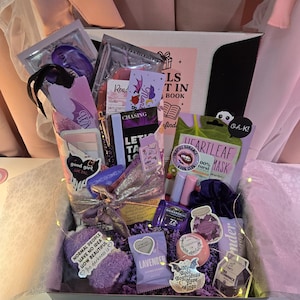 Dark Romance Blind Date with a Book Box – Luxury Valentine's Gift Set Bundle with optional Bookish Candle & Special Edition