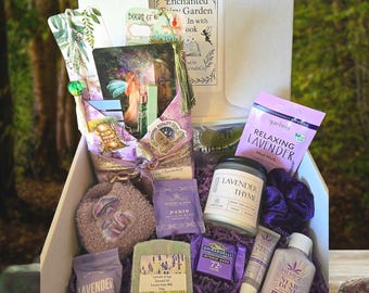 Fantasy Romantasy Luxury Blind Date with a Book Box – Premium Cottagecore Fae Gift Set with Candle & Handmade Goats Milk Soap and Skincare