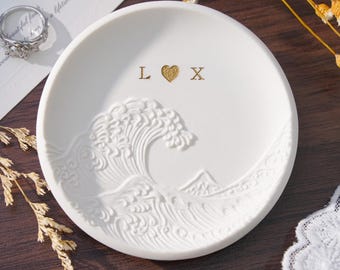 Personalized Ocean Wave Ring Dish – Custom Handmade Polymer Clay Jewelry Tray, Engagement & Bridesmaid Gift, Bridal Shower Keepsake