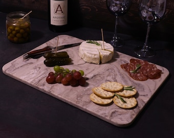 Personalisiertes Corian-Schneidebrett mit Marmormuster - Benutzerdefiniertes Solid Surface Charcuterie-, Käse- & Servierbrett, einzigartige Geschenkidee