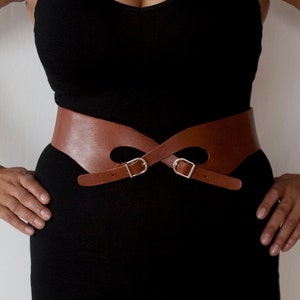 Large ceinture en cuir tan, ceinture double boucle le Roxy image 2