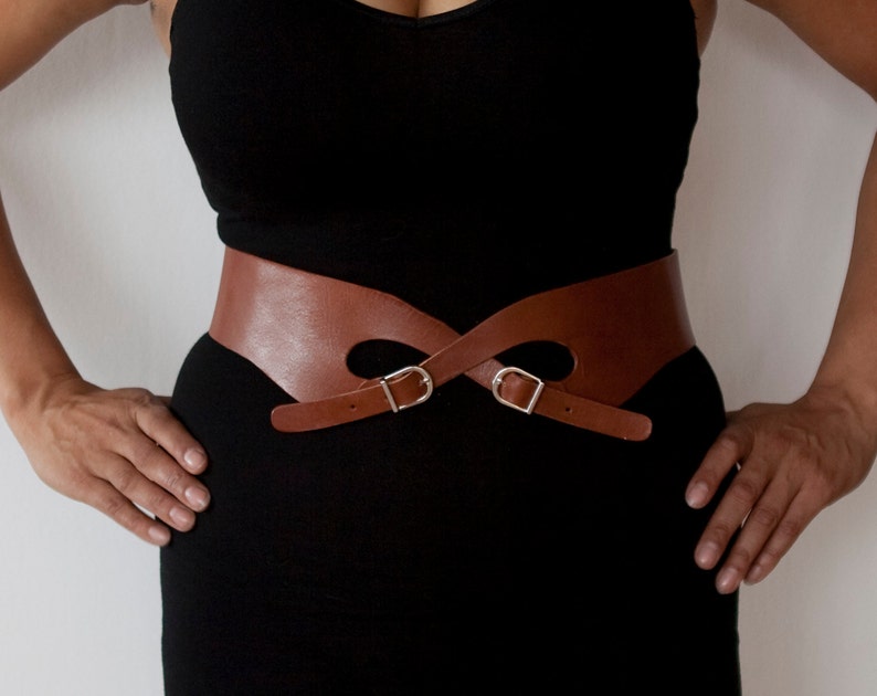 TAN WIDE LEATHER BELT WITH BRASS BUCKLE main image 0