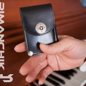 Ensemble de portefeuilles personnalisés en cuir noir, cadeaux de groomsmen personnalisés, portefeuilles monogrammés - le JACK